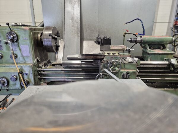 Turning a metal part on a CNC lathe — MIKRO-PRO workshop, Ruše.
